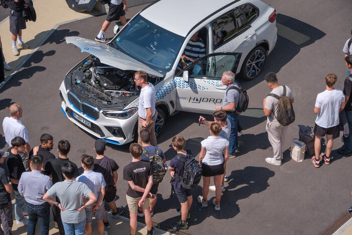 Fachvortrag der „BMW Group Werk Steyr“ am Competence Centre der HTL Anichstraße – HTL Anichstraße Fachvortrag der „BMW Group Werk Steyr“ am Competence Centre der HTL Anichstraße – HTL Anichstraße