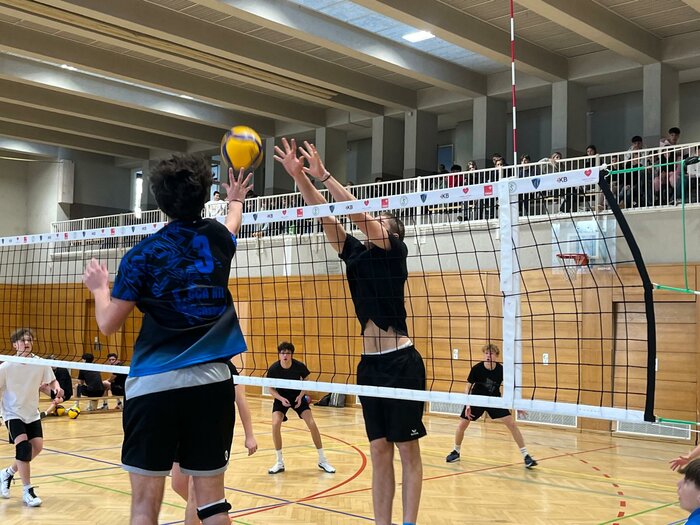 Tiroler Oberstufen Schulmeisterschaft für Vereinsspieler:innen – HTL Anichstraße Tiroler Oberstufen Schulmeisterschaft für Vereinsspieler:innen – HTL Anichstraße