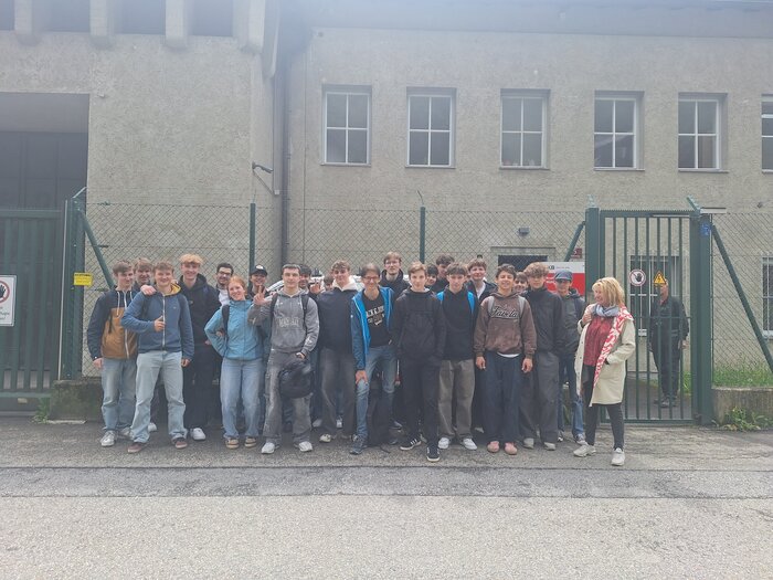 Mentorenfirma IKB zeigt HTLern, welch Juwel sie in Mühlau betreibt – HTL Anichstraße Mentorenfirma IKB zeigt HTLern, welch Juwel sie in Mühlau betreibt – HTL Anichstraße