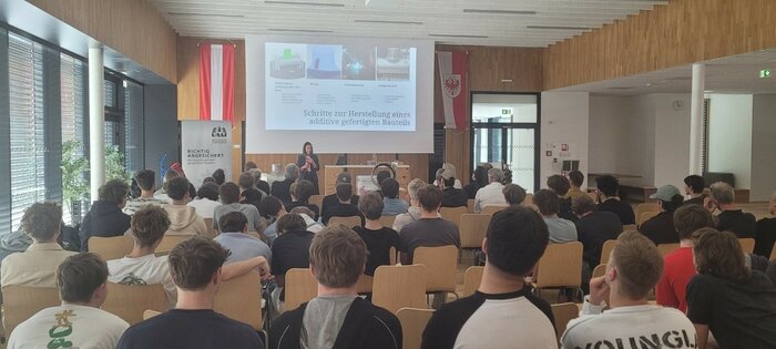 Fachvortrag der FRONIUS INTERNATIONAL GmbH zum Thema „Metall-3D-Druck“ & „Tag der offenen Tür“ an der Versuchsanstalt für Maschinenbau – HTL Anichstraße Fachvortrag der FRONIUS INTERNATIONAL GmbH zum Thema „Metall-3D-Druck“ & „Tag der offenen Tür“ an der Versuchsanstalt für Maschinenbau – HTL Anichstraße